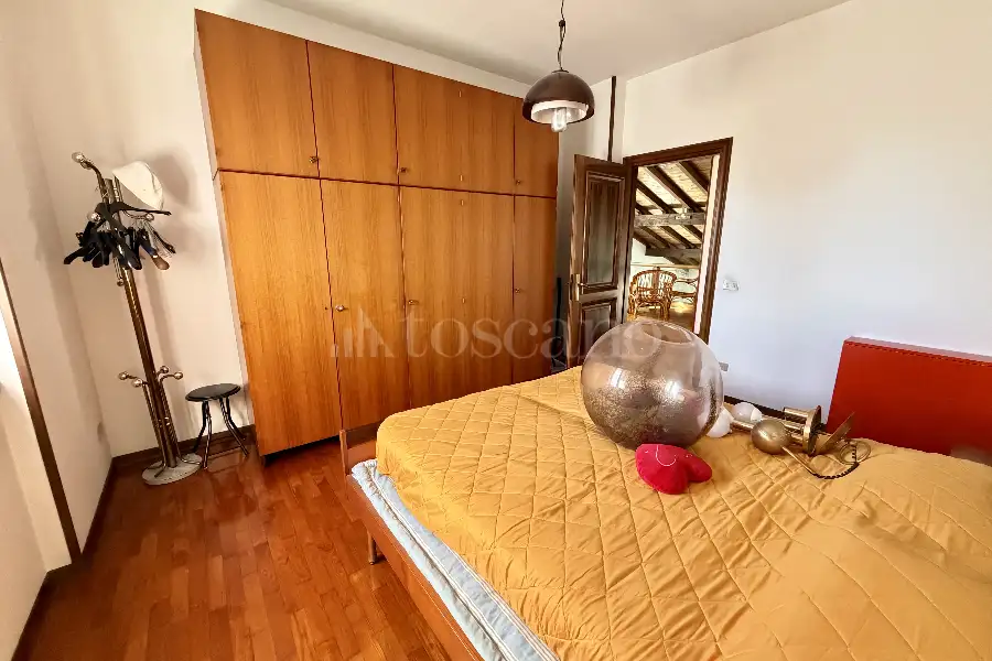 Villa in vendita di 400 mq a €870.000 (rif. 13/2026)