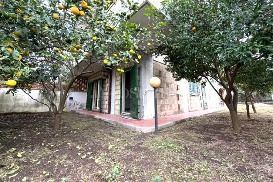 Villino a Schiera in vendita di 320 mq a €640.000 (rif. 16/2026)