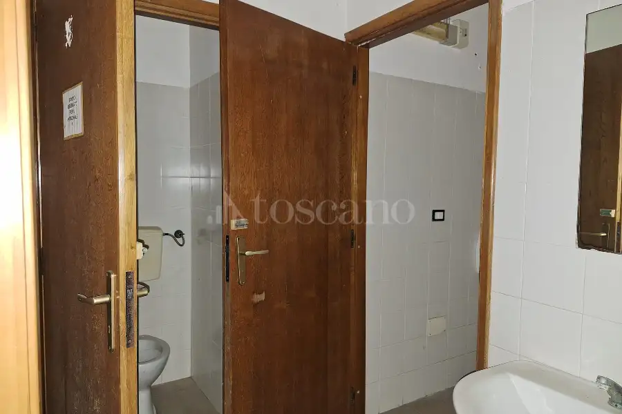 Ufficio in vendita di 416 mq a €148.000 (rif. 189/2024)