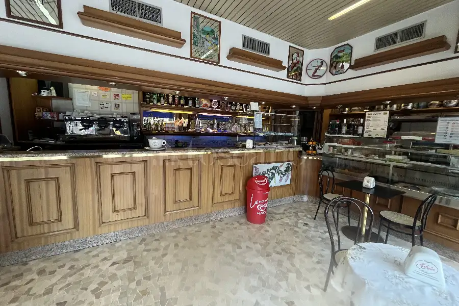 Negozio in vendita di 140 mq a €299.000 (rif. 25/2026)