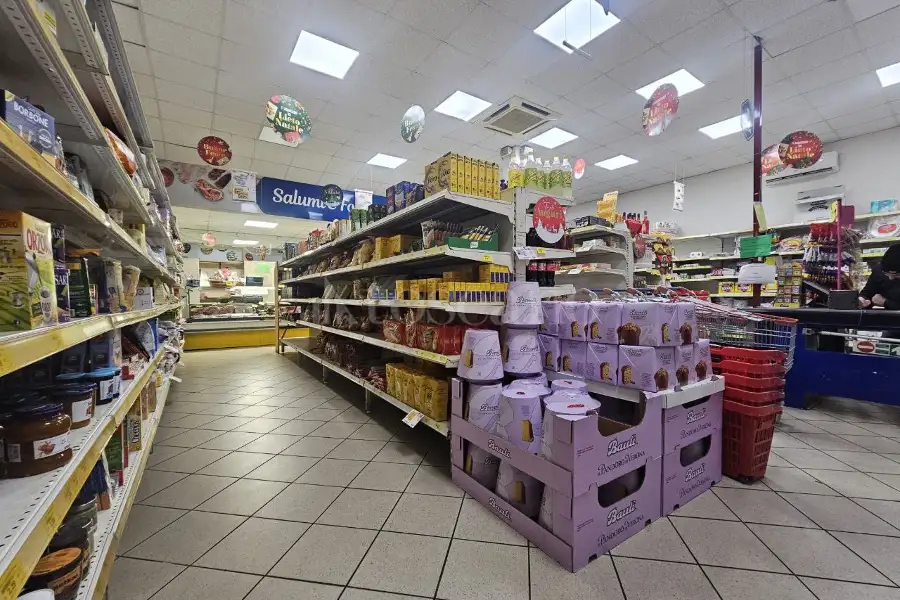 Attività Commerciale in vendita di 100 mq a €65.000 (rif. 86/2025)