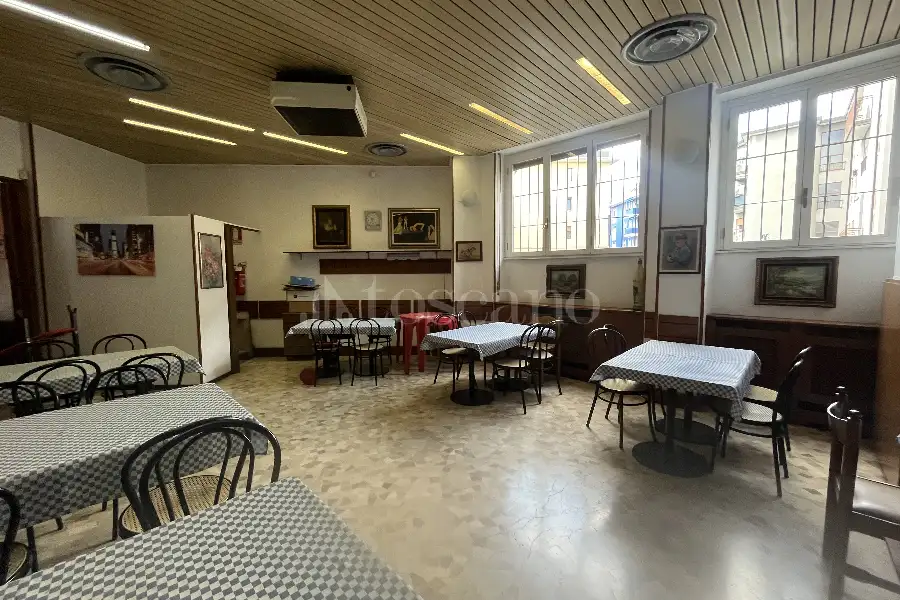 Negozio in vendita di 140 mq a €299.000 (rif. 25/2026)