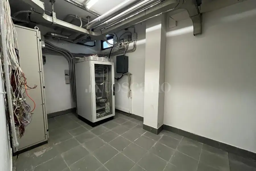Negozio in vendita di 271 mq a €340.000 (rif. 41/2025)