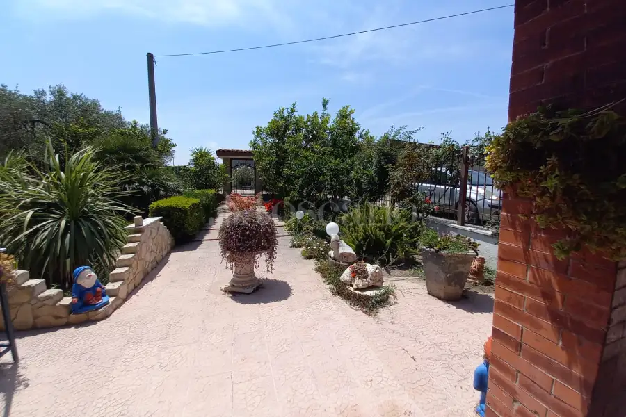 Villa Bifamiliare in vendita di 120 mq a €235.000 (rif. 26/2024)
