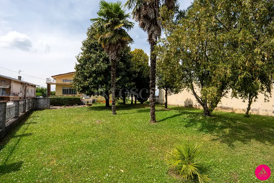 Casa Indipendente in vendita di 212 mq a €205.000 (rif. 75/2026)