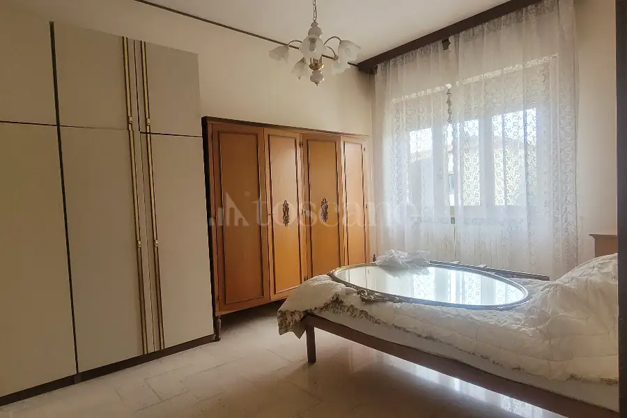 Casa Indipendente in vendita di 534 mq a €255.000 (rif. 1/2026)