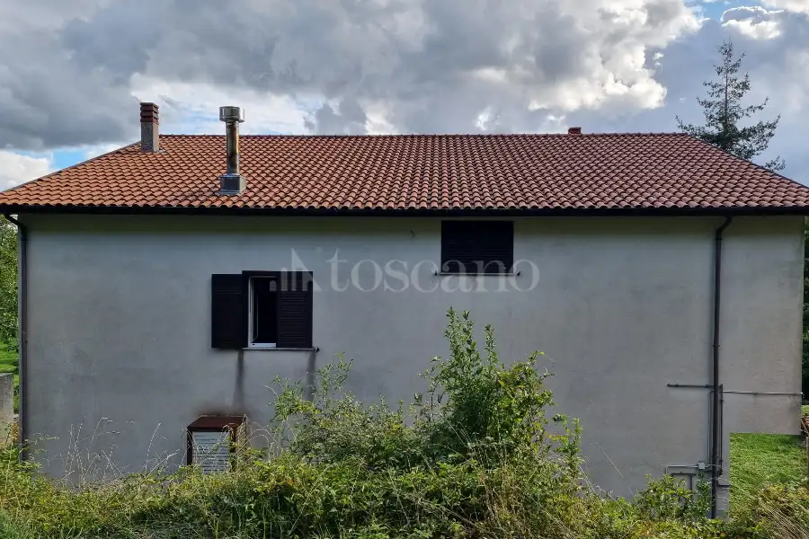Villa in vendita di 452 mq a €237.000 (rif. 33/2024)
