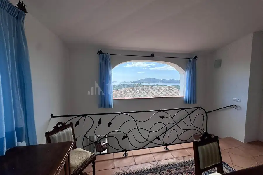 Villa in vendita di 291 mq trattativa riservata (rif. 11/2026)
