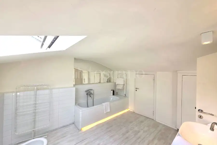 Casa in affitto di 101 mq a €1.800 (rif. 49/2026)