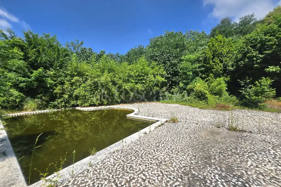 Villa in vendita di 200 mq a €780.000 (rif. 38/2026)