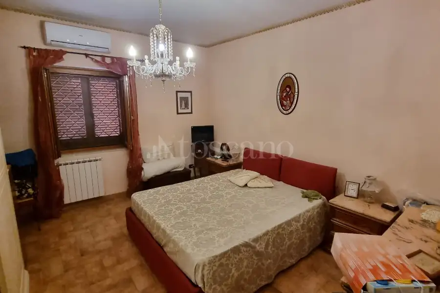 Villa in vendita di 240 mq a €450.000 (rif. 17/2026)