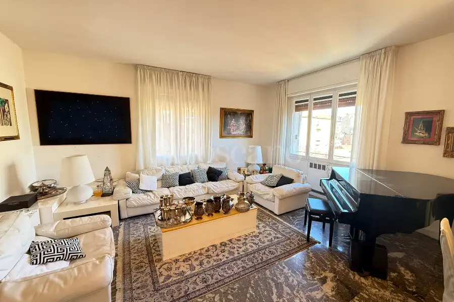 Casa in vendita di 132 mq a €595.000 (rif. 12/2026)