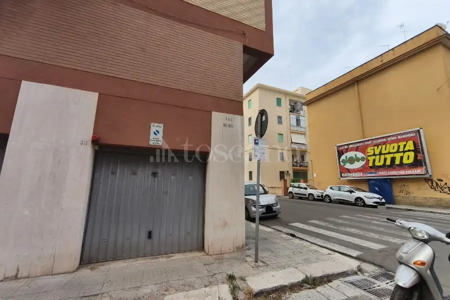 Box in vendita di 28 mq a €27.000 (rif. 41/2026)