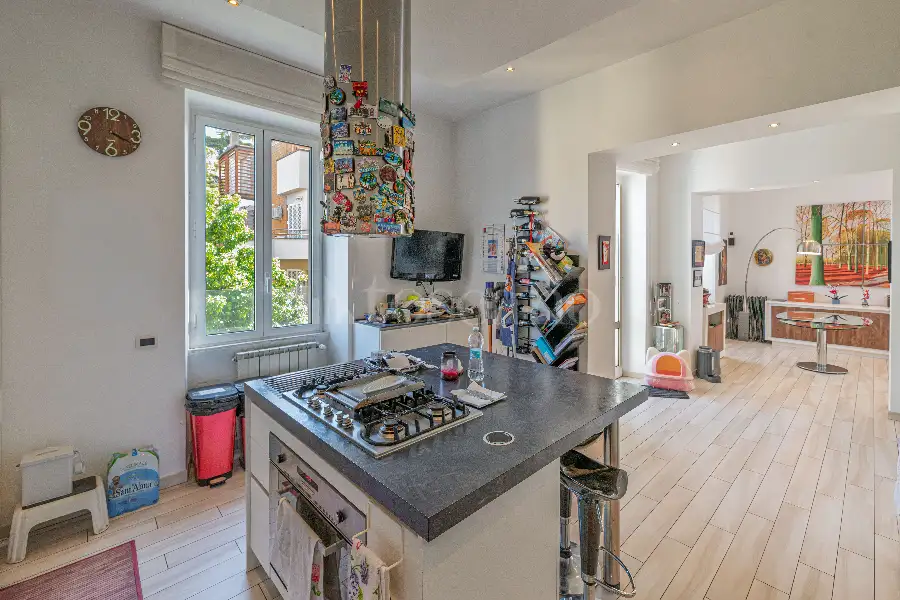 Villa in vendita di 250 mq a €1.450.000 (rif. 41/2026)