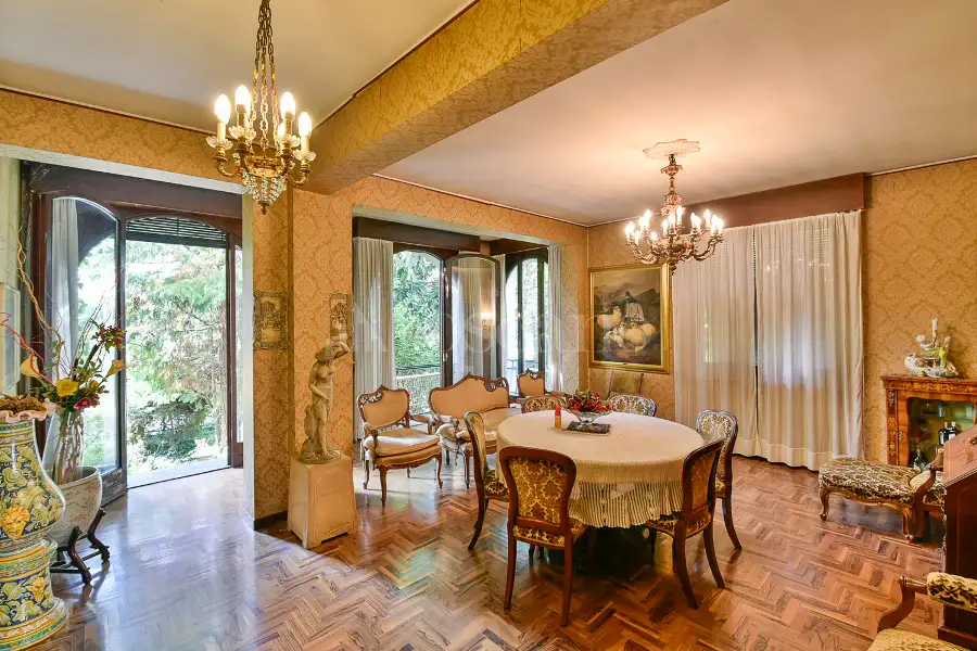 Villa in vendita di 240 mq a €440.000 (rif. 35/2026)