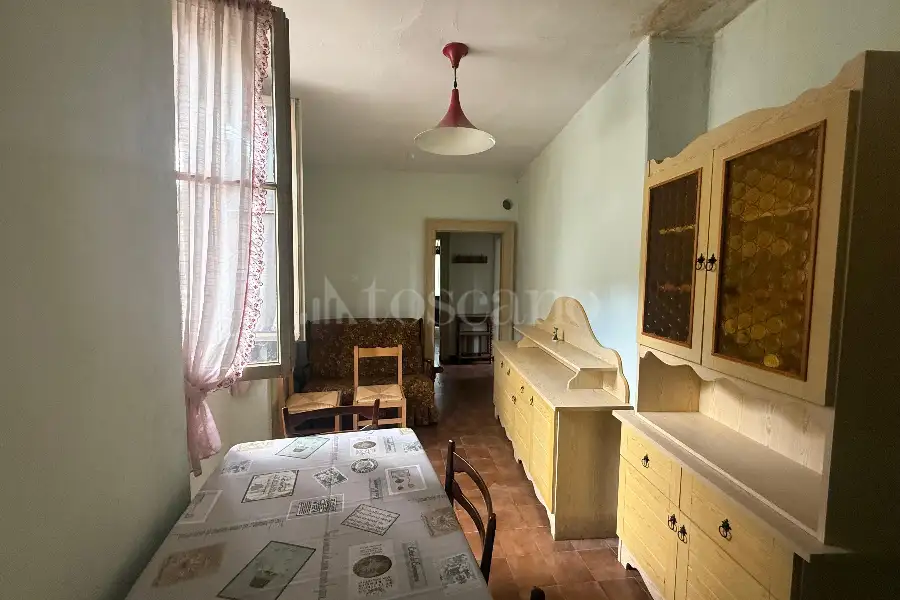 Casa Indipendente in vendita di 200 mq a €115.000 (rif. 25/2025)