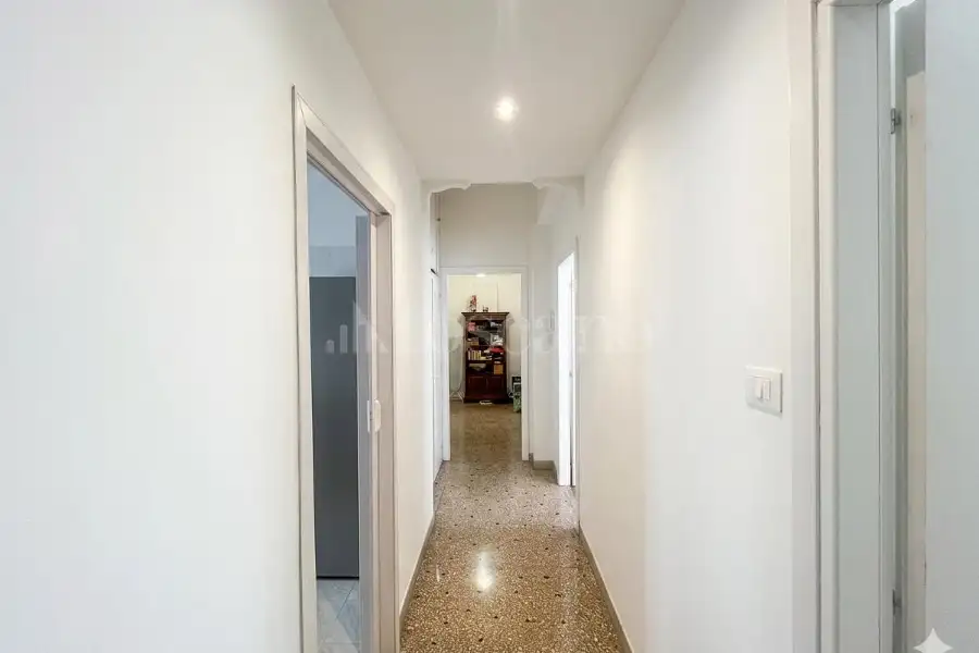 Stanza in affitto di 90 mq a €700 (rif. 30/2026)