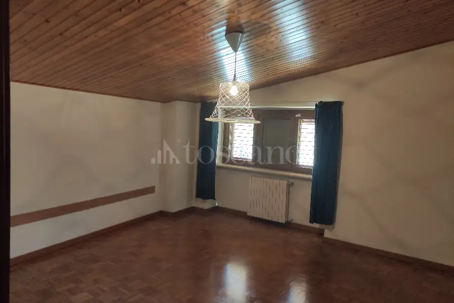 Casa in vendita di 240 mq a €160.000 (rif. 9/2025)