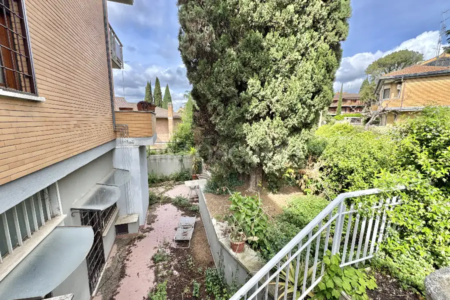 Villa in vendita di 800 mq a €1.069.000 (rif. 56/2024)