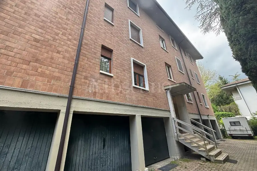 Casa in affitto di 100 mq a €1.300 (rif. 18/2026)