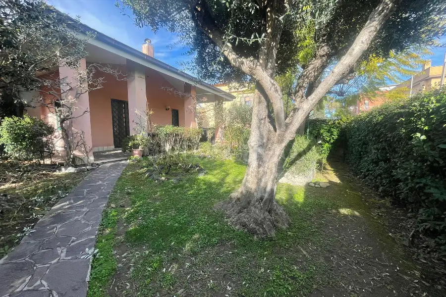 Villa Bifamiliare in vendita di 100 mq a €289.000 (rif. 14/2026)