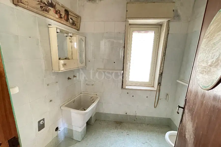 Casa Indipendente in vendita di 226 mq a €97.000 (rif. 7/2025)