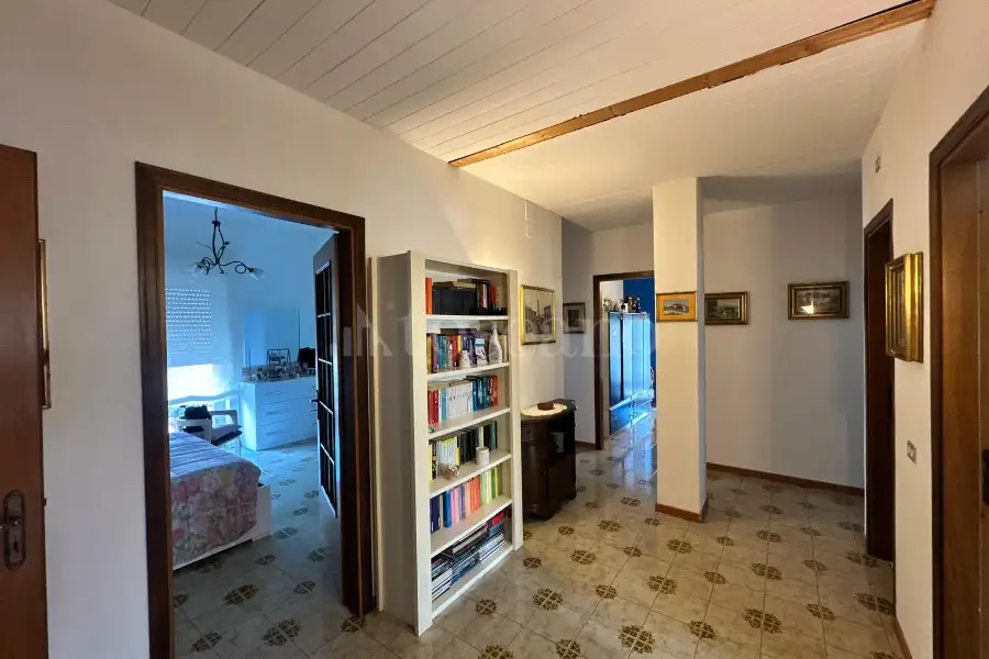 Villa Bifamiliare in vendita di 180 mq a €265.000 (rif. 217/2025)