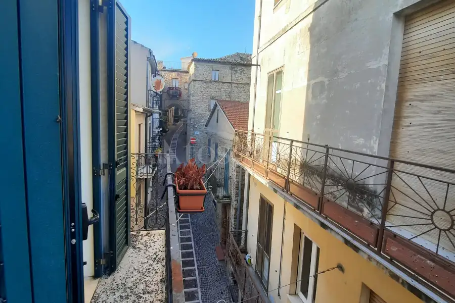 Palazzo in vendita di 200 mq a €165.000 (rif. 5/2026)
