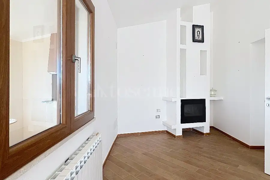 Villa in vendita di 630 mq a €670.000 (rif. 195/2025)