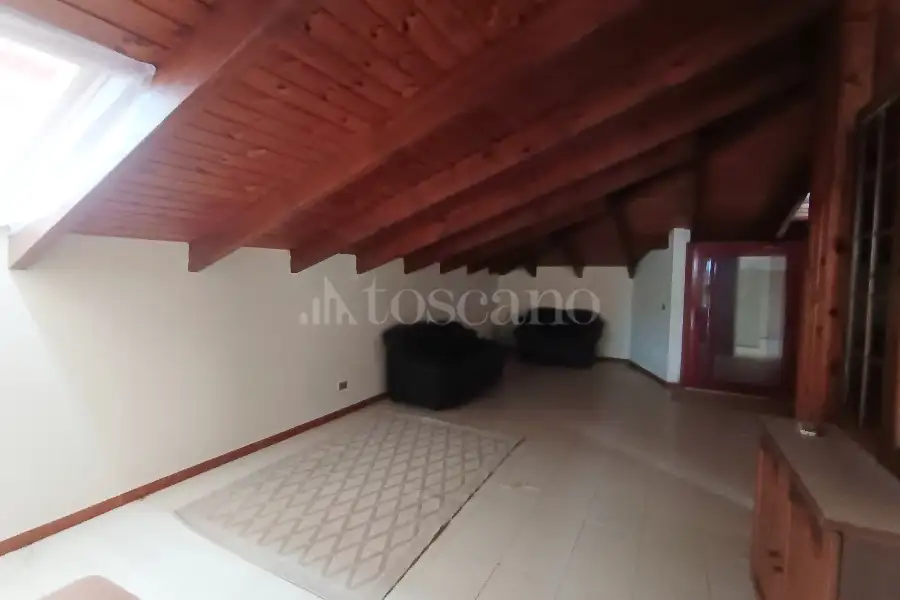 Villa in vendita di 365 mq a €490.000 (rif. 112/2025)