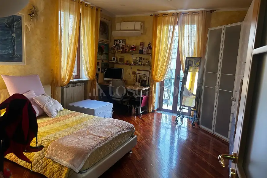 Casa Indipendente in vendita di 250 mq a €250.000 (rif. 92/2026)