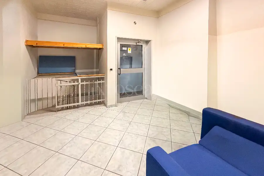 Negozio in vendita di 200 mq a €590.000 (rif. 51/2026)
