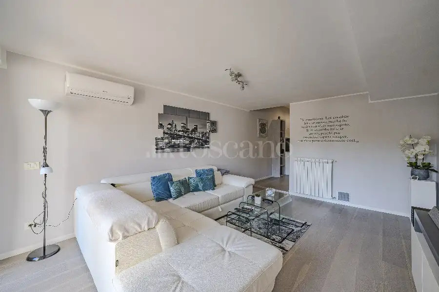 Casa in vendita di 220 mq a €799.000 (rif. 35/2026)