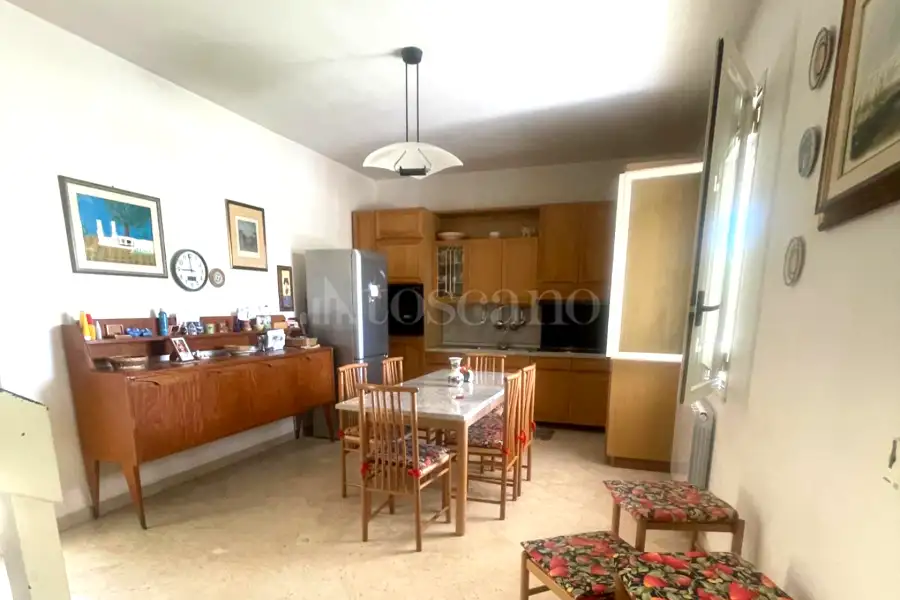 Villa in affitto di 140 mq a €3.000 (rif. 41/2025)