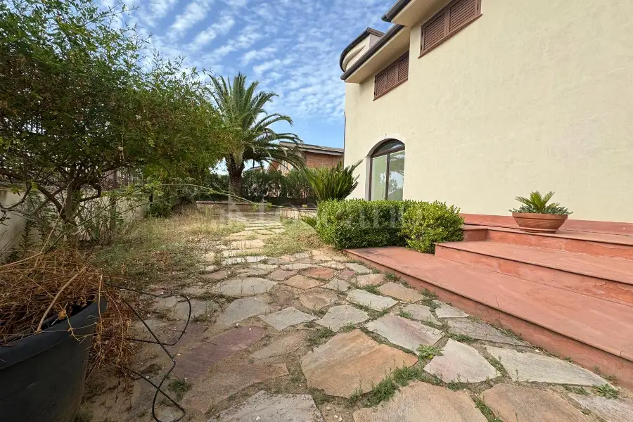 Villa in vendita di 388 mq a €488.000 (rif. 187/2025)