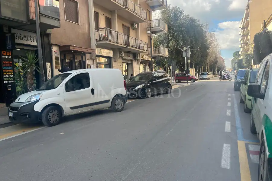 Negozio in affitto di 40 mq a €800 (rif. 15/2026)