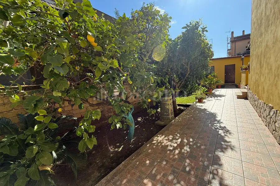 Villa Bifamiliare in vendita di 115 mq a €299.000 (rif. 12/2026)