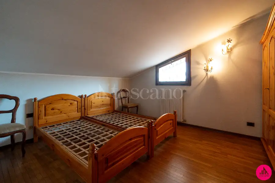 Villino a Schiera in vendita di 228 mq a €395.000 (rif. 177/2026)