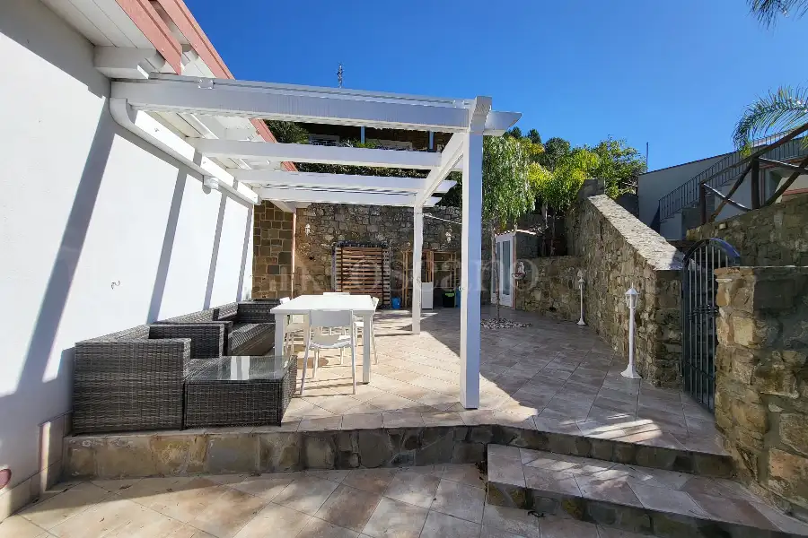 Villa in vendita di 50 mq a €390.000 (rif. 14/2022)