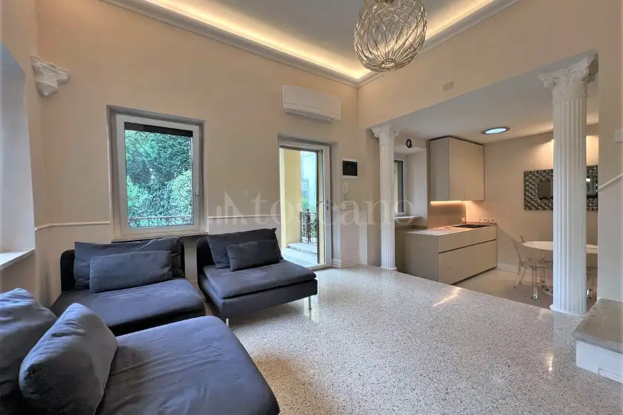 Casa in vendita di 100 mq a €1.200.000 (rif. 21/2024)
