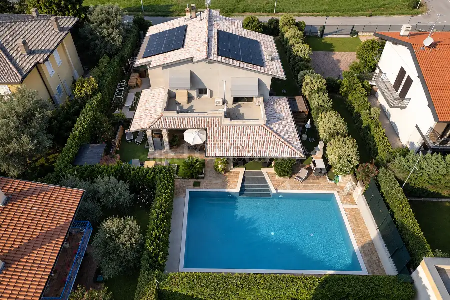 Villa in vendita di 300 mq a €1.250.000 (rif. 28/2026)