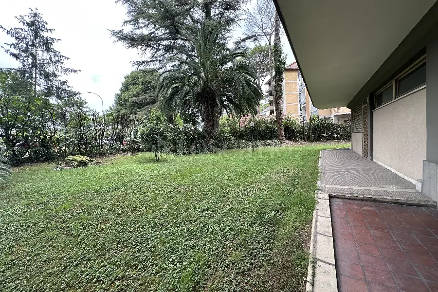 Casa in vendita di 184 mq a €960.000 (rif. 8/2026)