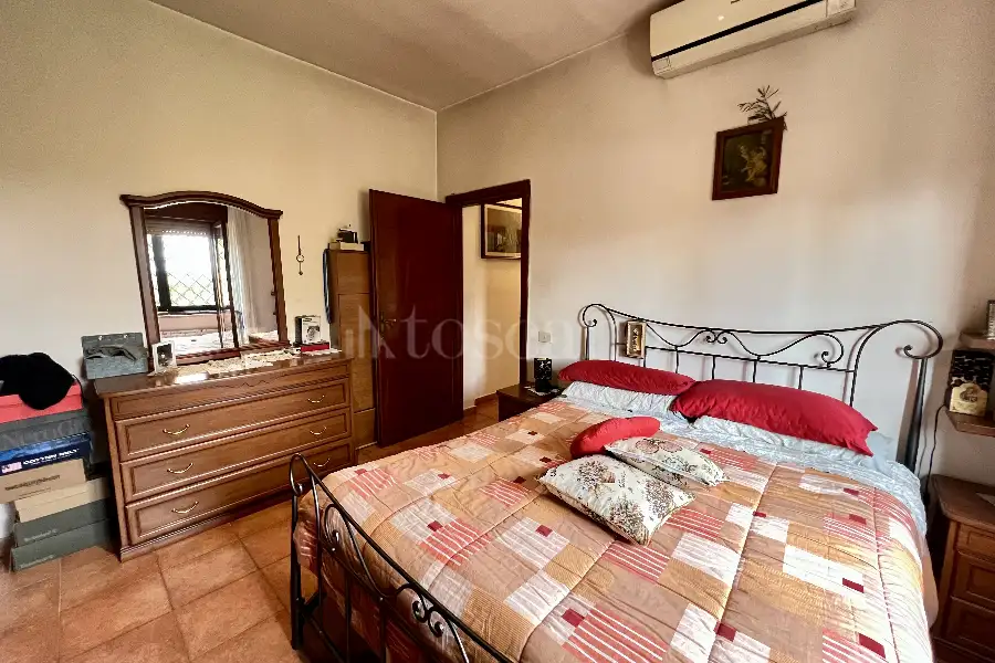 Villa Bifamiliare in vendita di 100 mq a €315.000 (rif. 36/2026)
