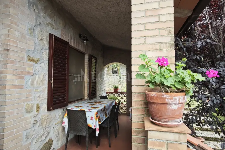 Casa Indipendente in vendita di 220 mq a €339.000 (rif. 7/2025)