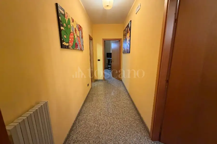 Casa Indipendente in vendita di 280 mq a €295.000 (rif. 25/2026)