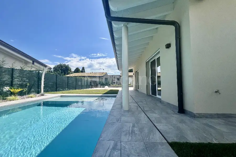 Villa in vendita di 160 mq a €919.000 (rif. 45/2025)