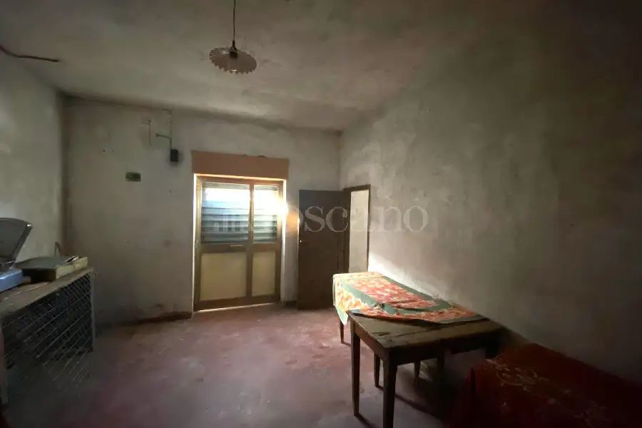 Casa in vendita di 160 mq a €39.000 (rif. 28/2026)