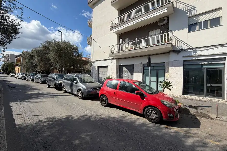 Negozio in vendita di 78 mq a €128.000 (rif. 211/2025)