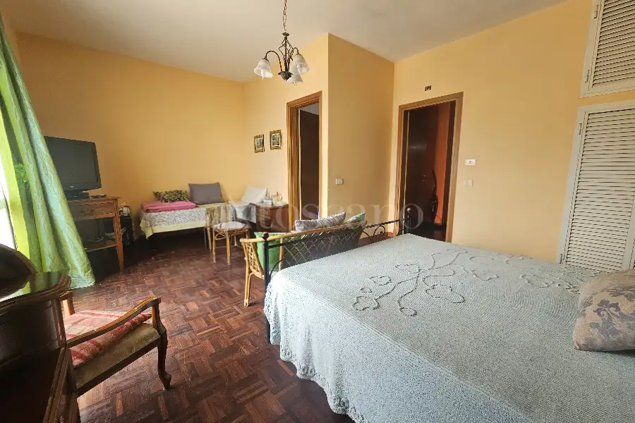 Villa Bifamiliare in vendita di 300 mq a €275.000 (rif. 62/2025)