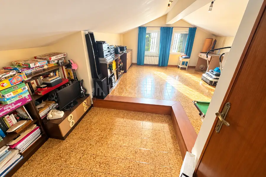 Villa in vendita di 320 mq a €549.000 (rif. 37/2026)